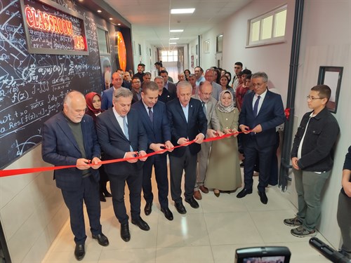 Meram Fen Lisesi Future Classroom Laboratuvarı Açılışı 